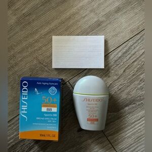 NIB Shiseido Anti Aging Suncare 50+ Wetforce BB Broad Spectrum Light